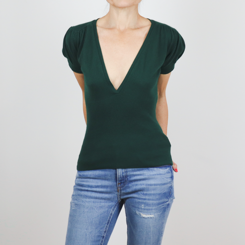 Jersey de pico color verde de manga corta entallado, escote pronunciado talla S de La Fée Maraboutée