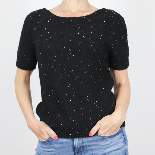 Jersey de manga corta color negro con detalle de lentejuelas, cuello redondo con espalda de pico talla M de Paul & Joe Sister