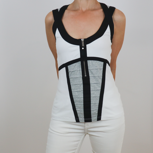 Top camiseta blanco, negro y gris, con detalle de cremallera delante talla M de  Karen Millen ¡Sin estrenar!